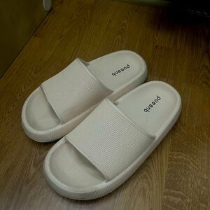 Rubber sandals